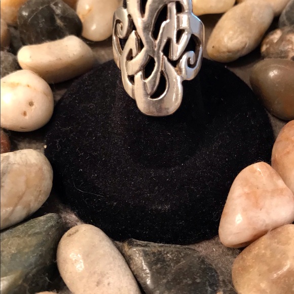 NWOT 925 Silver made in 🇲🇽 hand crafted ring - Picture 2 of 7